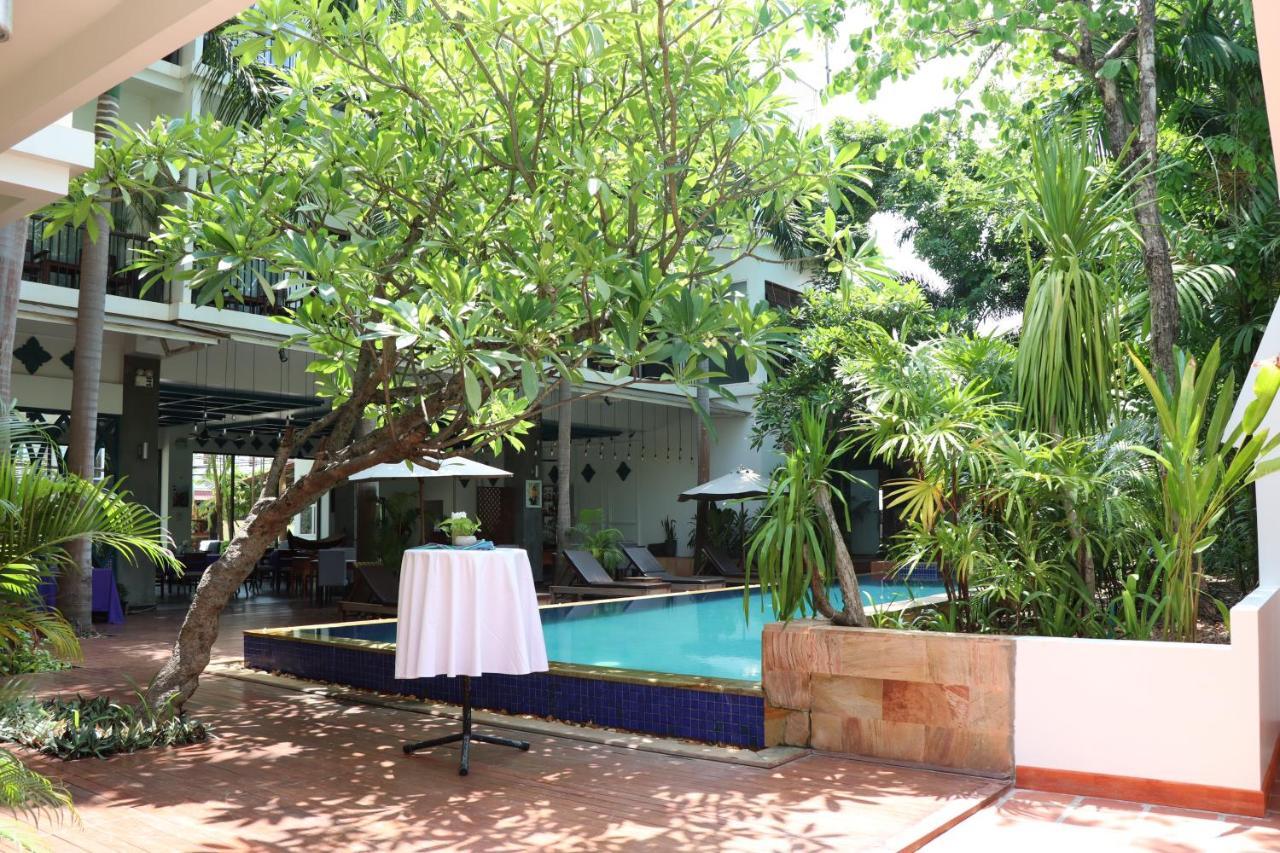 Landing Gold By Amatak Hotel Siem Reap Exterior foto